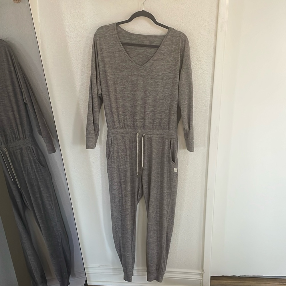 Large vuori jumpsuit